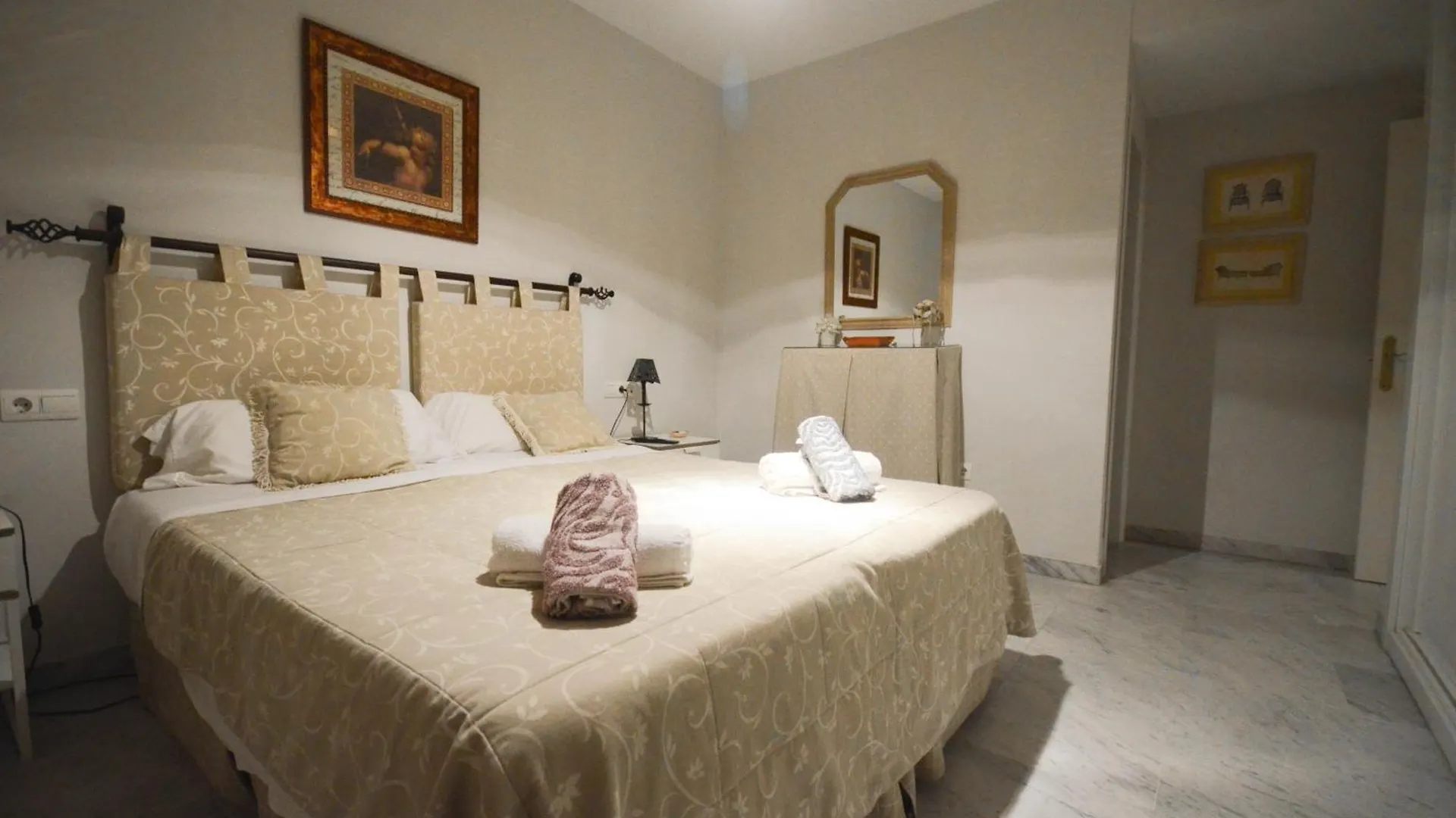 Lorcrisur Aparment - Charming Next To Puerto Banus Lägenhet Marbella Spanien