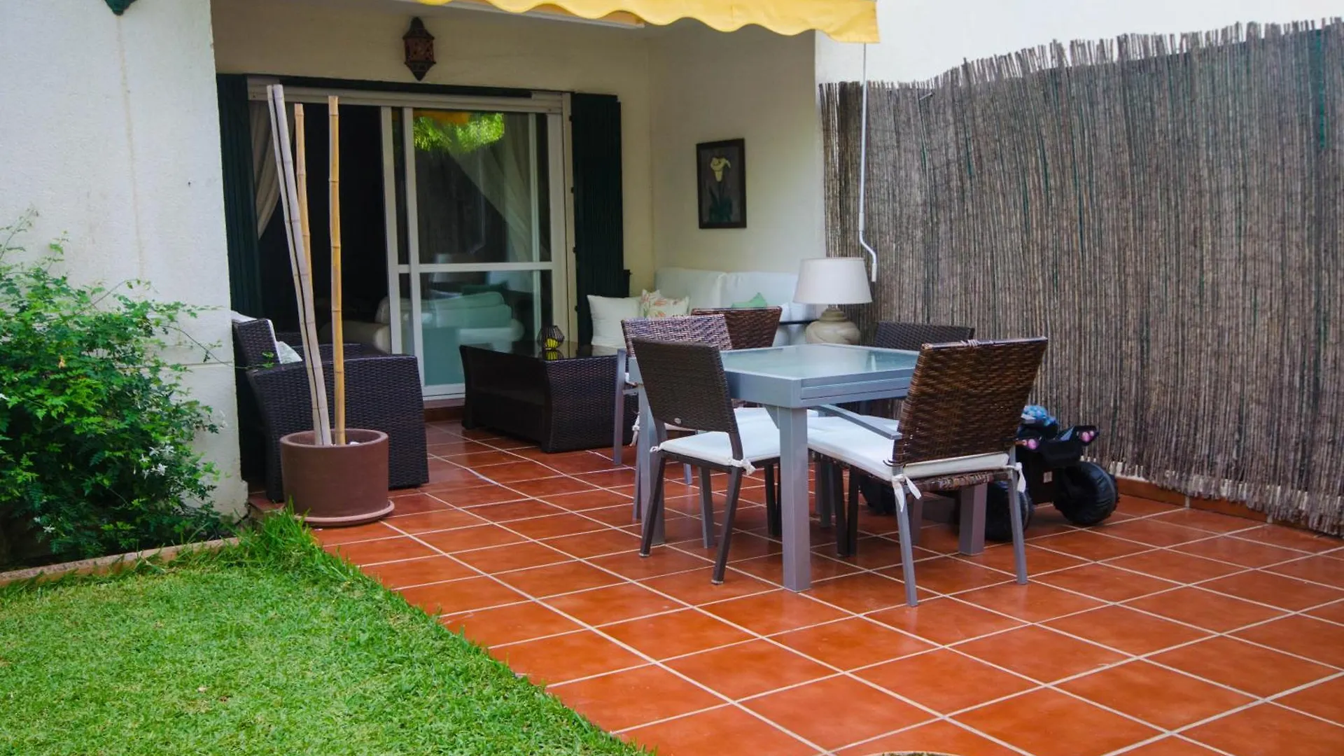 Lorcrisur Aparment - Charming Next To Puerto Banus Lägenhet Marbella